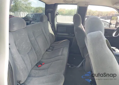 2003 Chevrolet Silverado 2500Hd Ls from USA, damaged, VIN 1GCHK29U33E149296